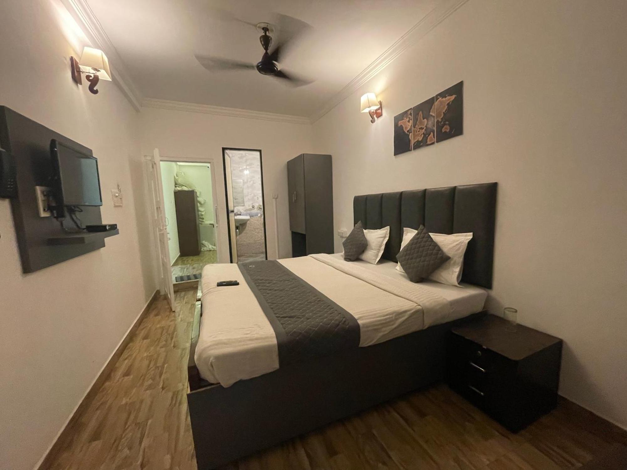 Baga Beach Ocean Калангуте Екстериор снимка