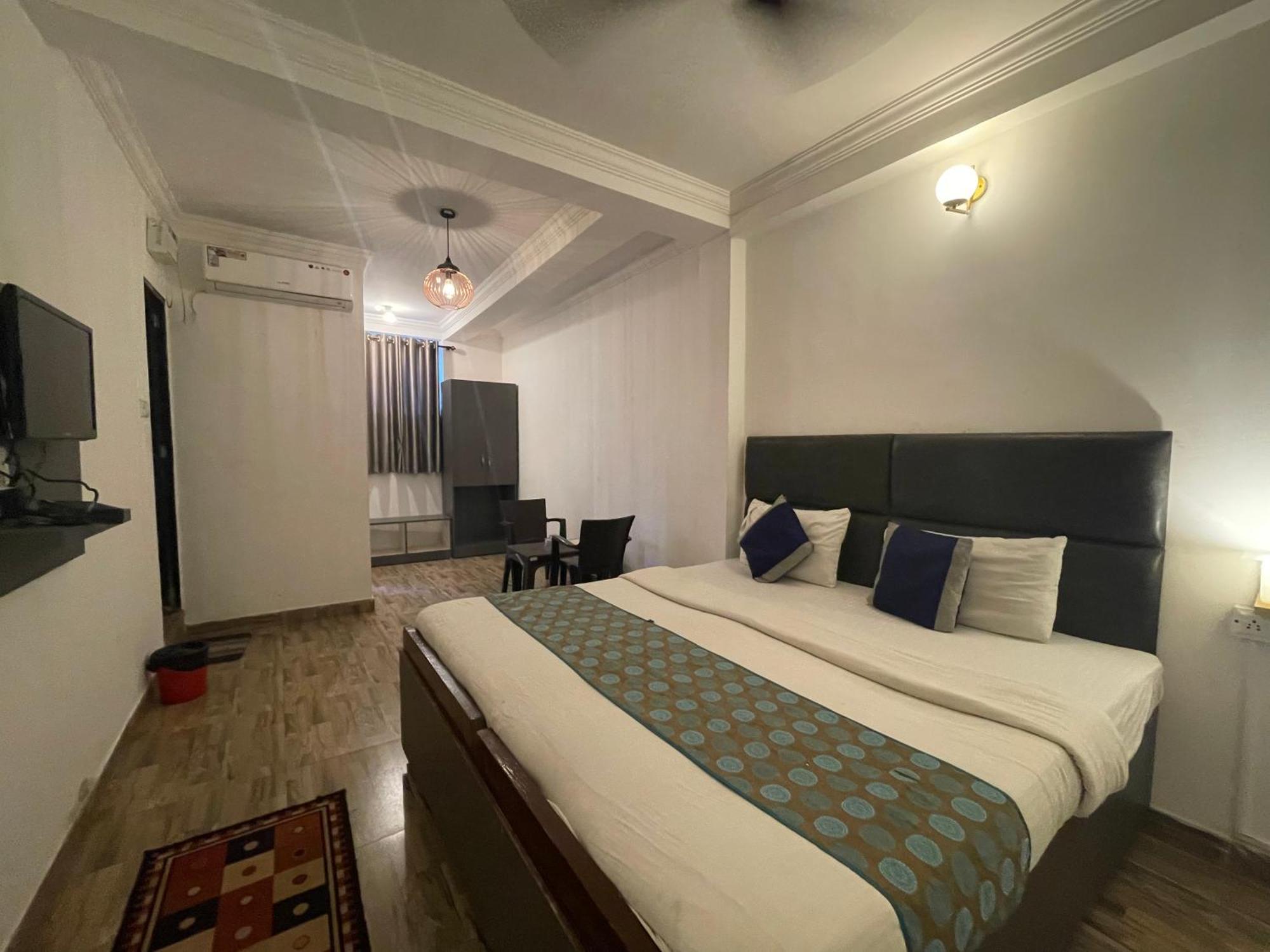 Baga Beach Ocean Калангуте Екстериор снимка