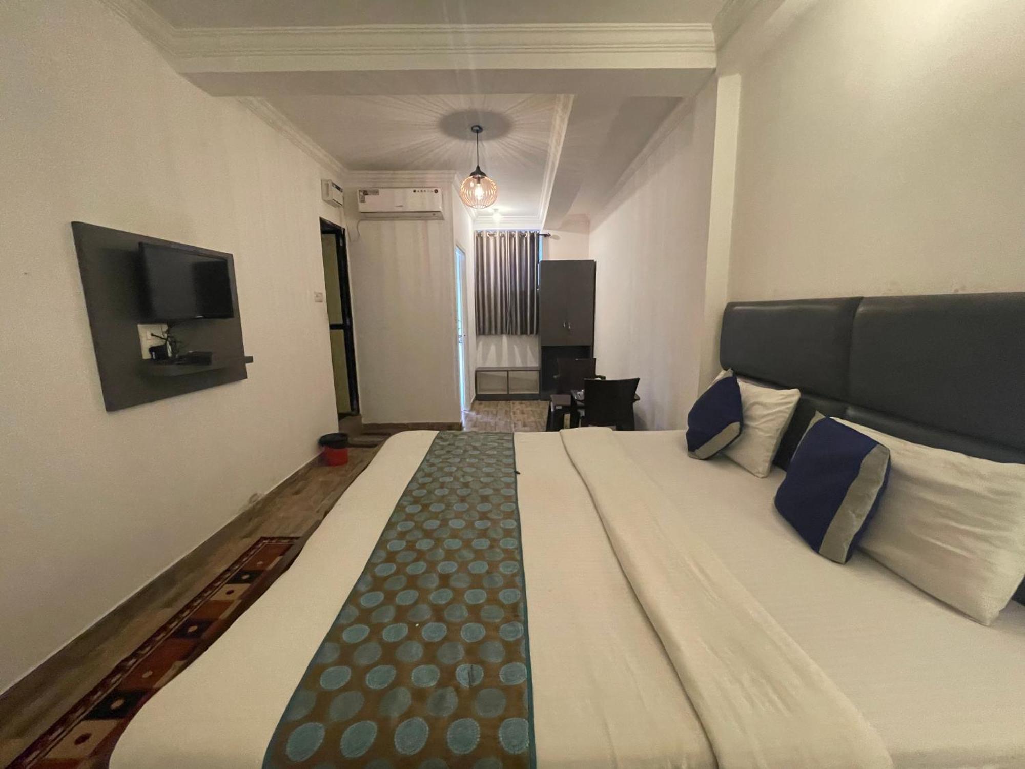 Baga Beach Ocean Калангуте Екстериор снимка